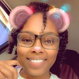 Meet your Posher, Brianna